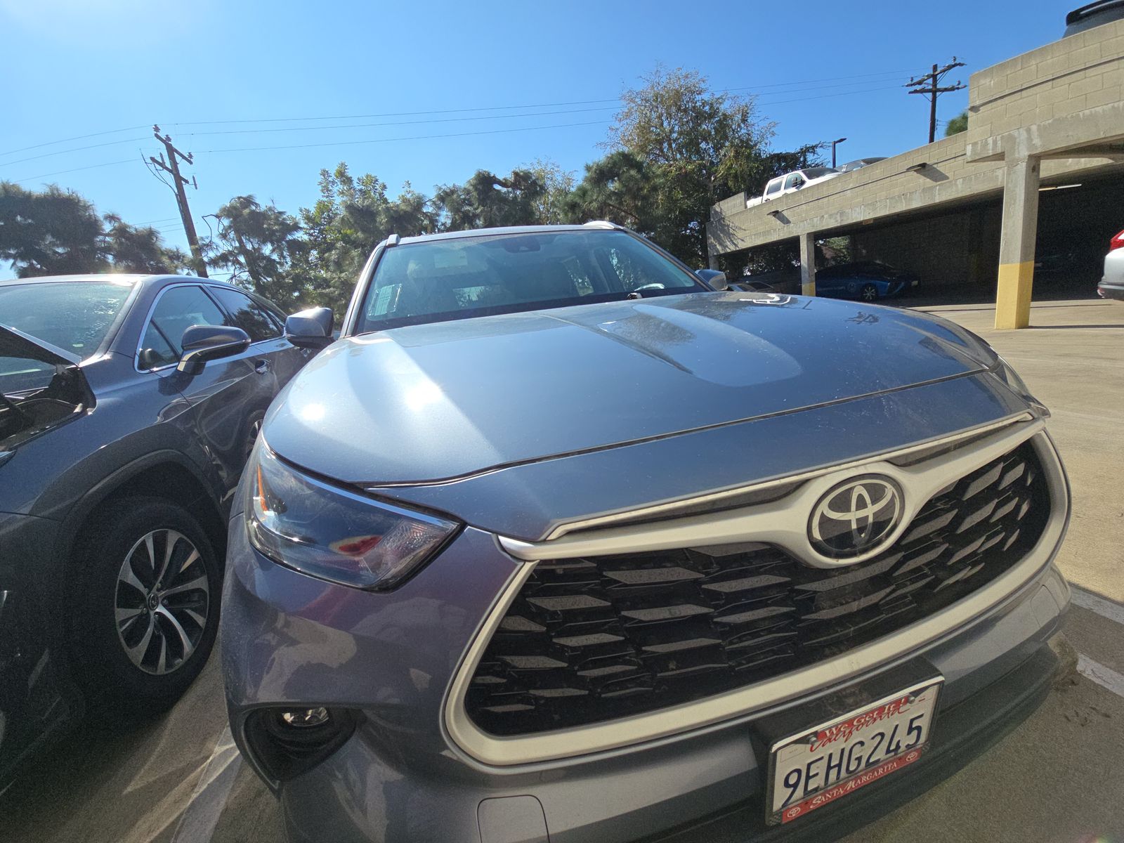 2023 Toyota Highlander XLE FWD