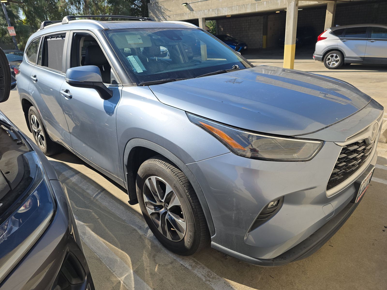 2023 Toyota Highlander XLE FWD