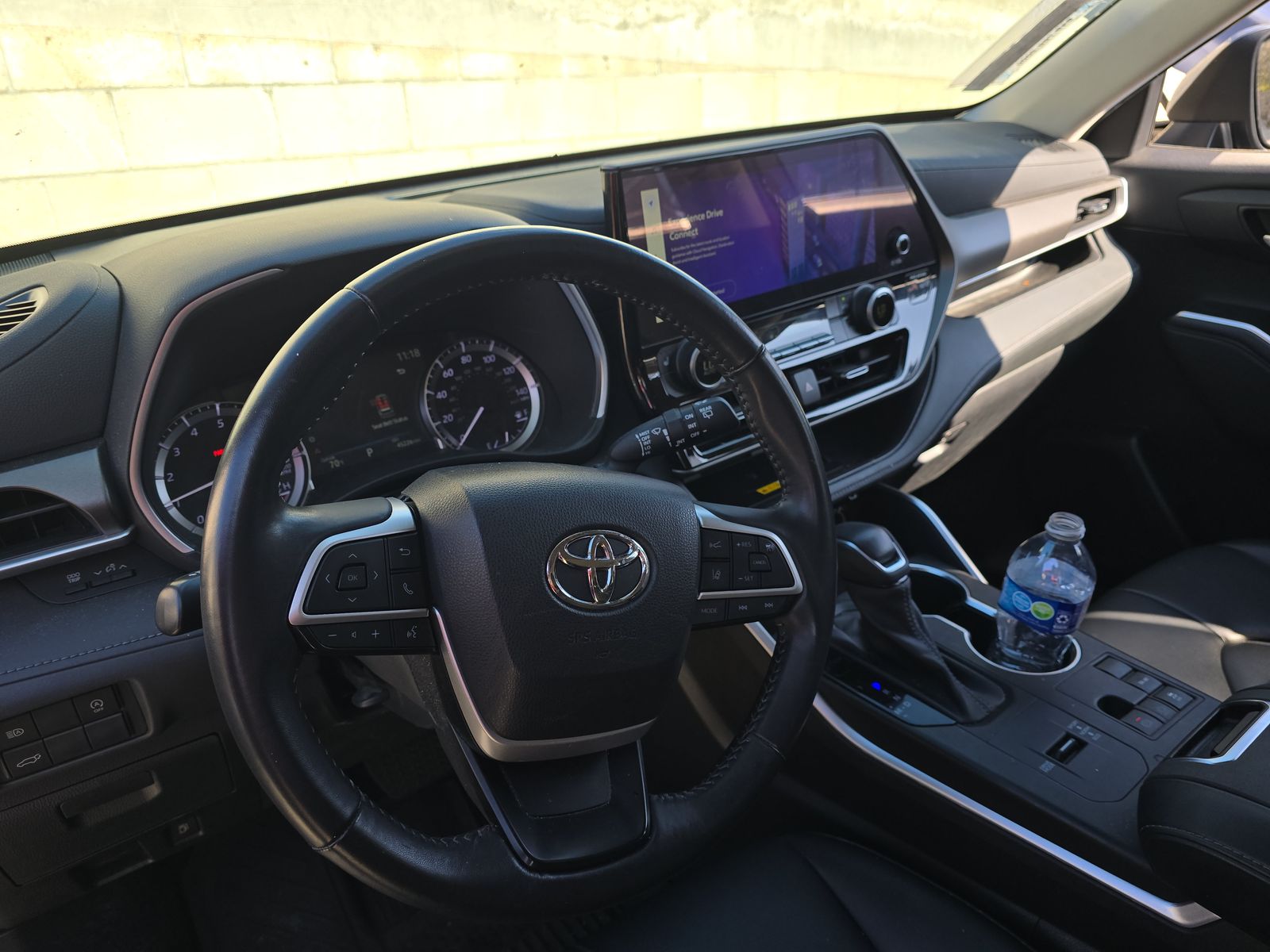 2023 Toyota Highlander XLE FWD