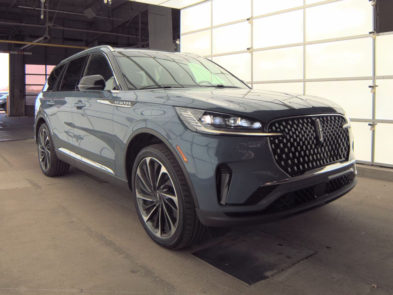 2025 Lincoln Aviator Reserve AWD