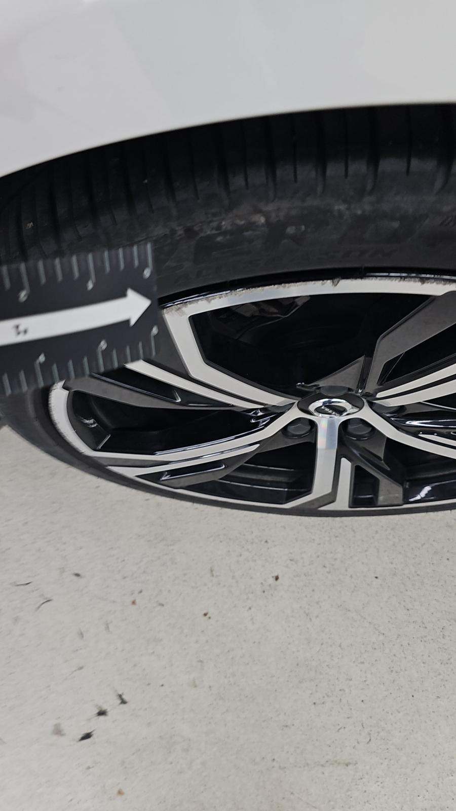 2024 Volvo S60 B5 Plus AWD