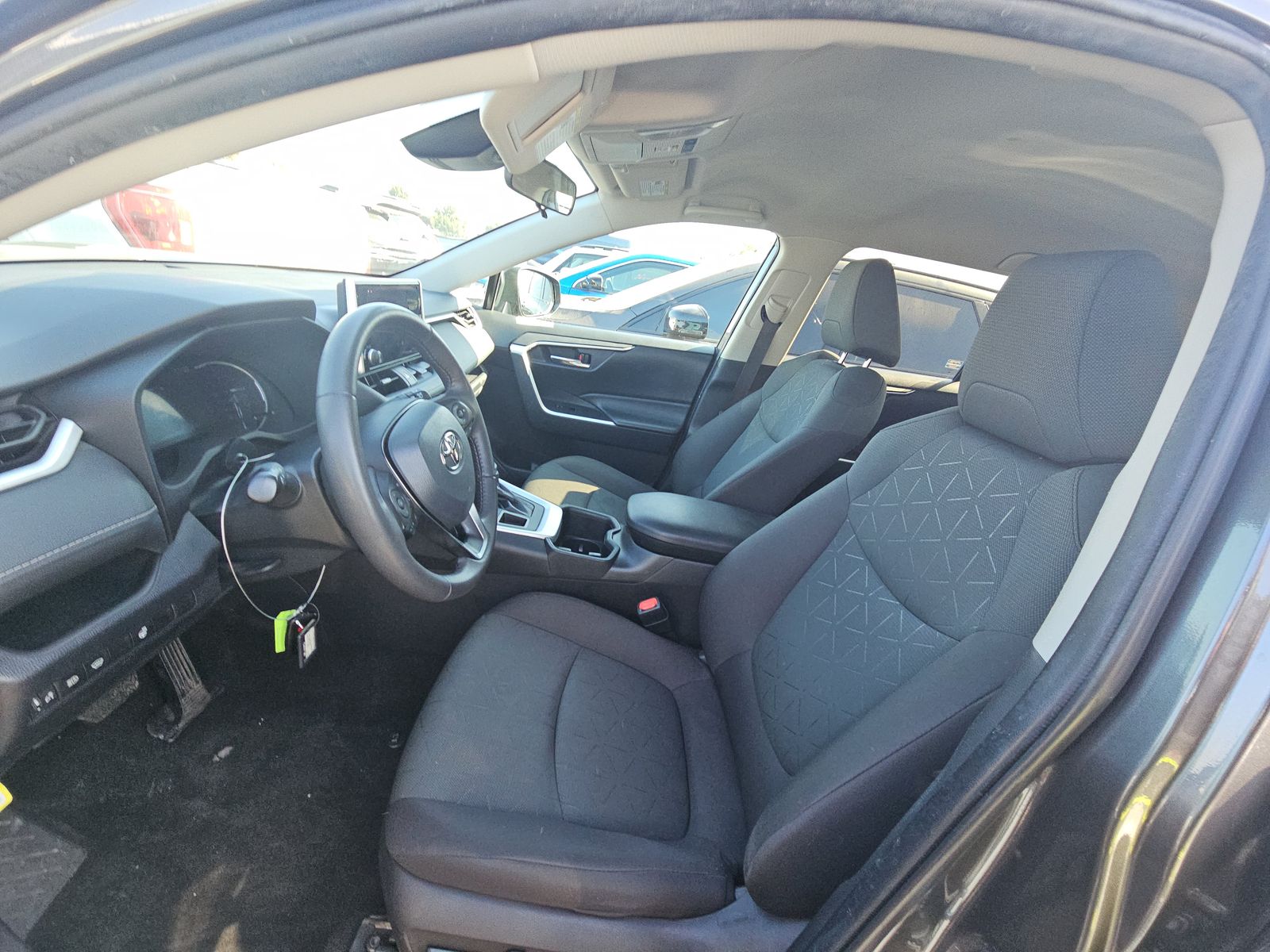 2024 Toyota RAV4 XLE AWD