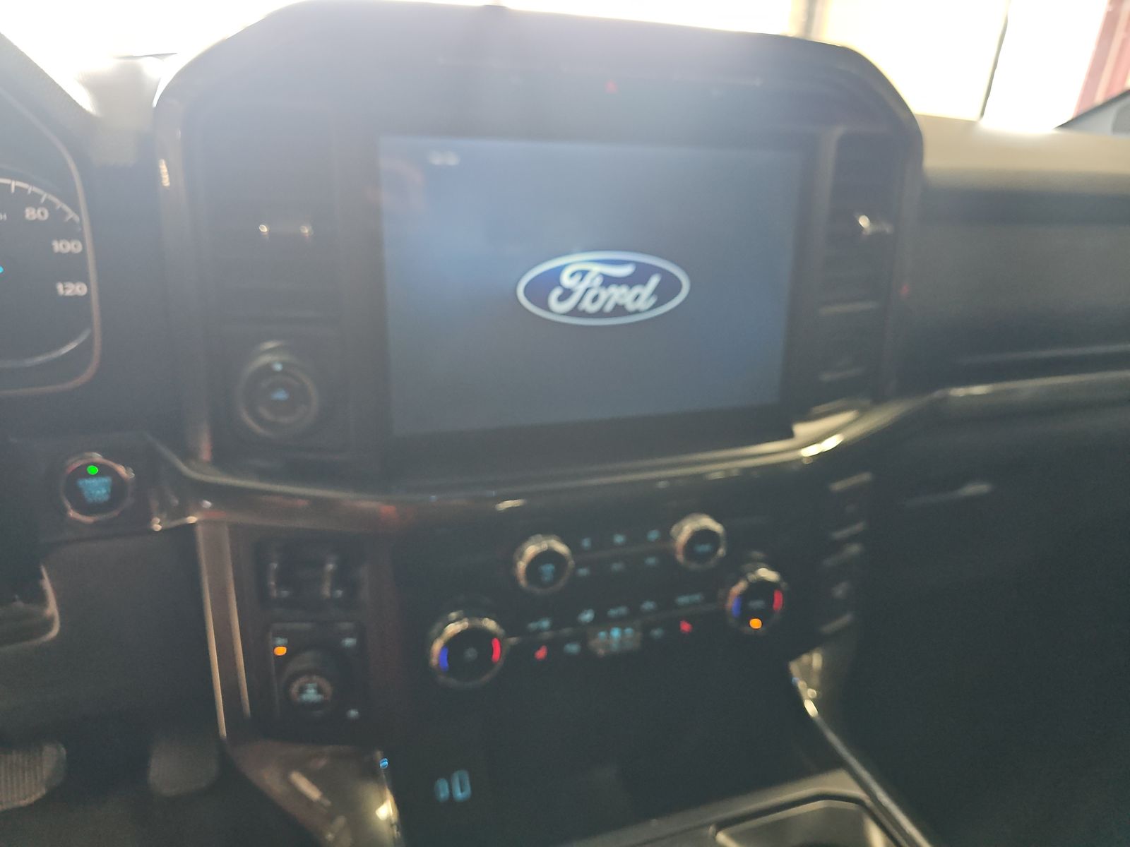 2022 Ford F-150 XLT AWD