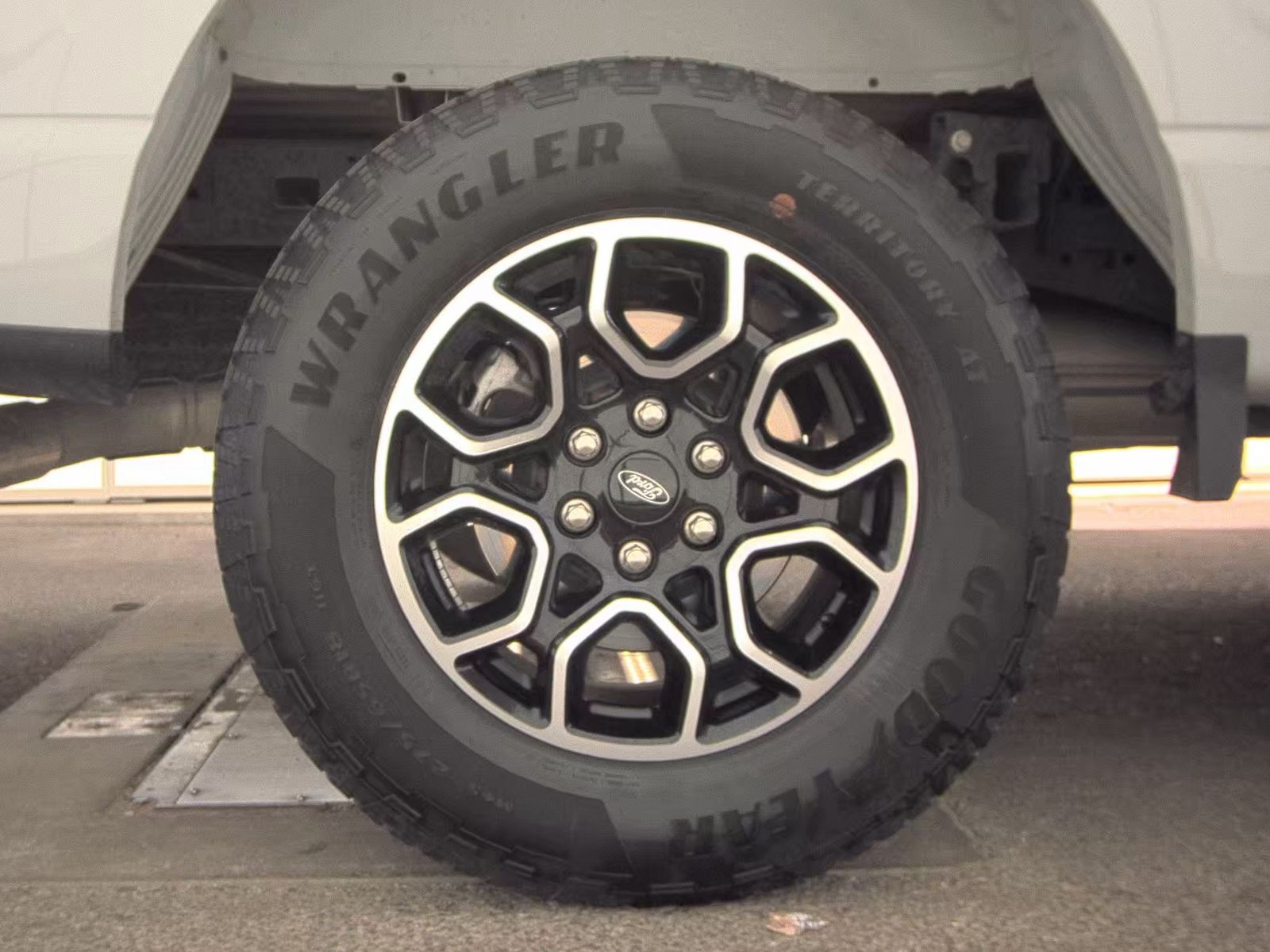 2023 Ford F-150 XLT AWD