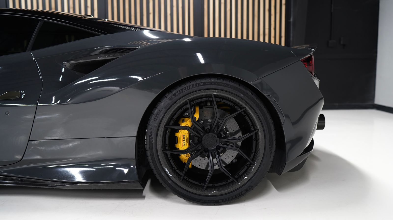 2020 Ferrari F8 Tributo RWD