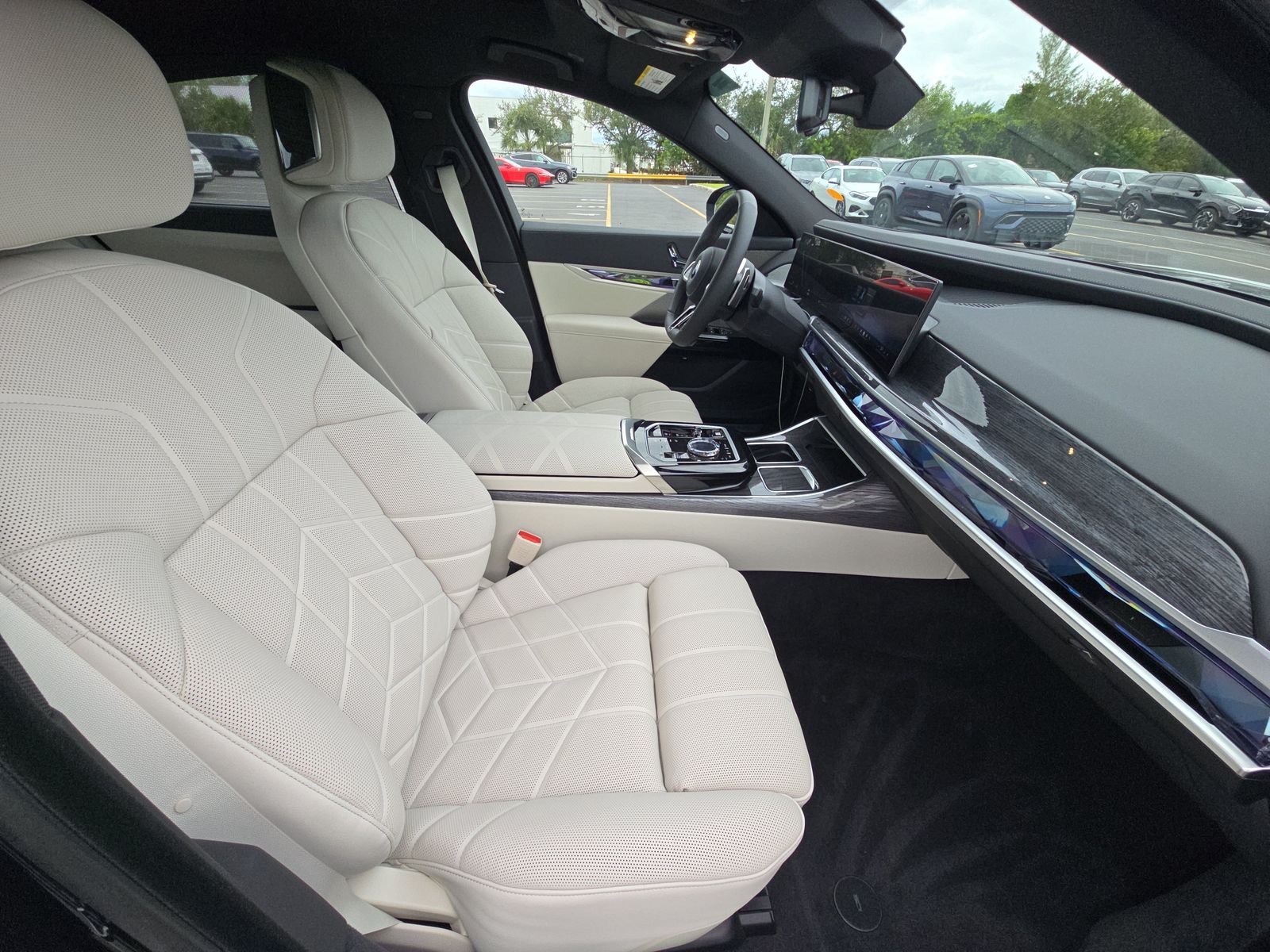 2024 BMW 7 Series 760i xDrive AWD