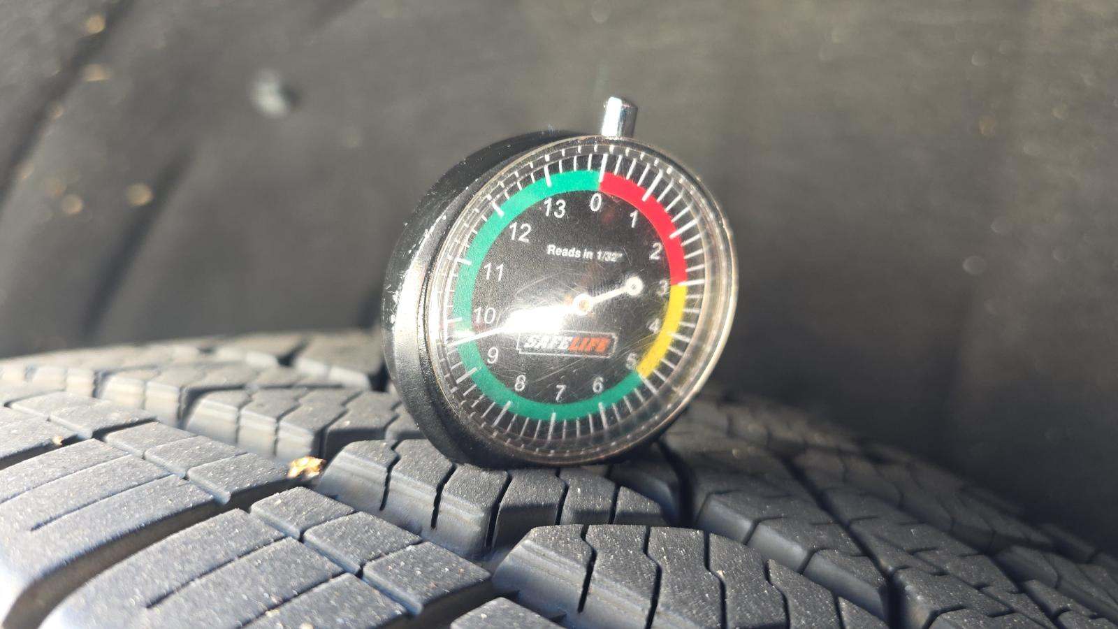 2023 Toyota Highlander XLE FWD