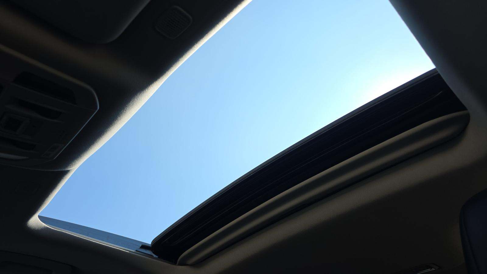 2023 Toyota Highlander XLE FWD