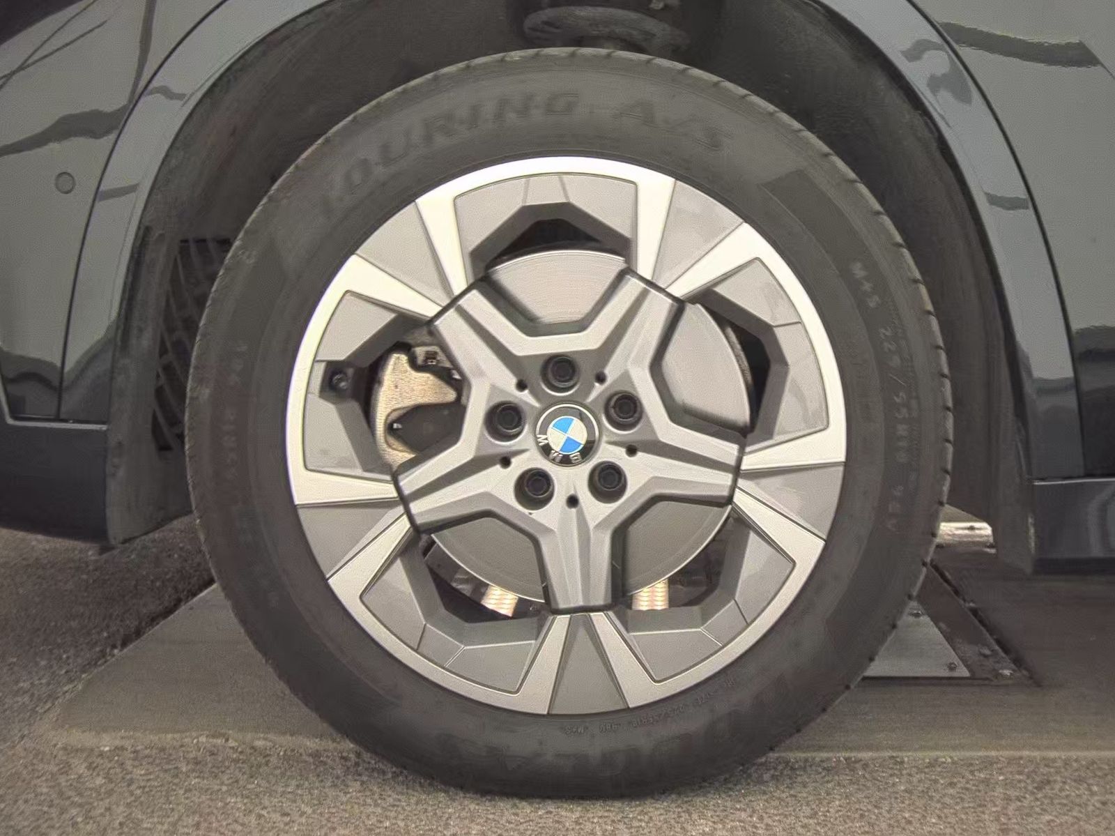 2025 BMW X1 xDrive28i AWD