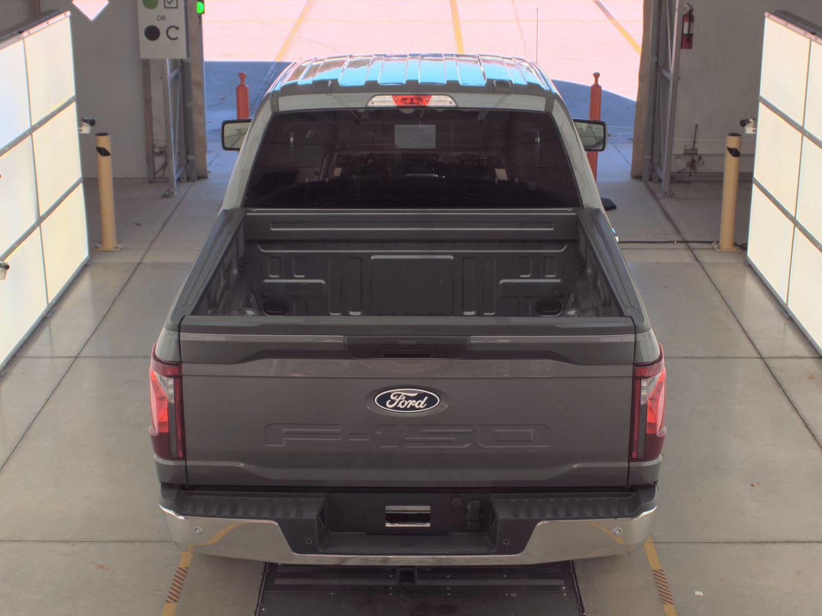 2025 Ford F-150 XLT RWD