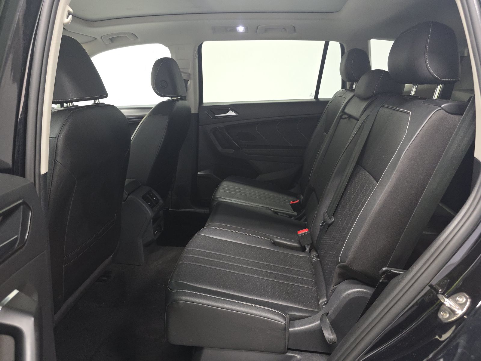 2023 Volkswagen Tiguan 2.0T SE FWD