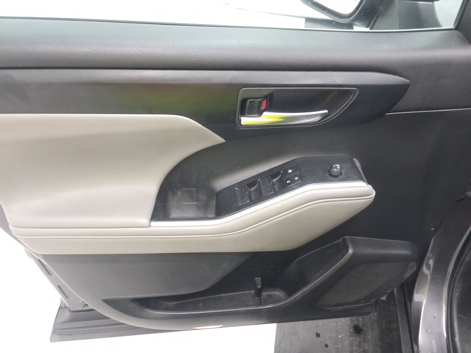 2021 Toyota Highlander XLE AWD