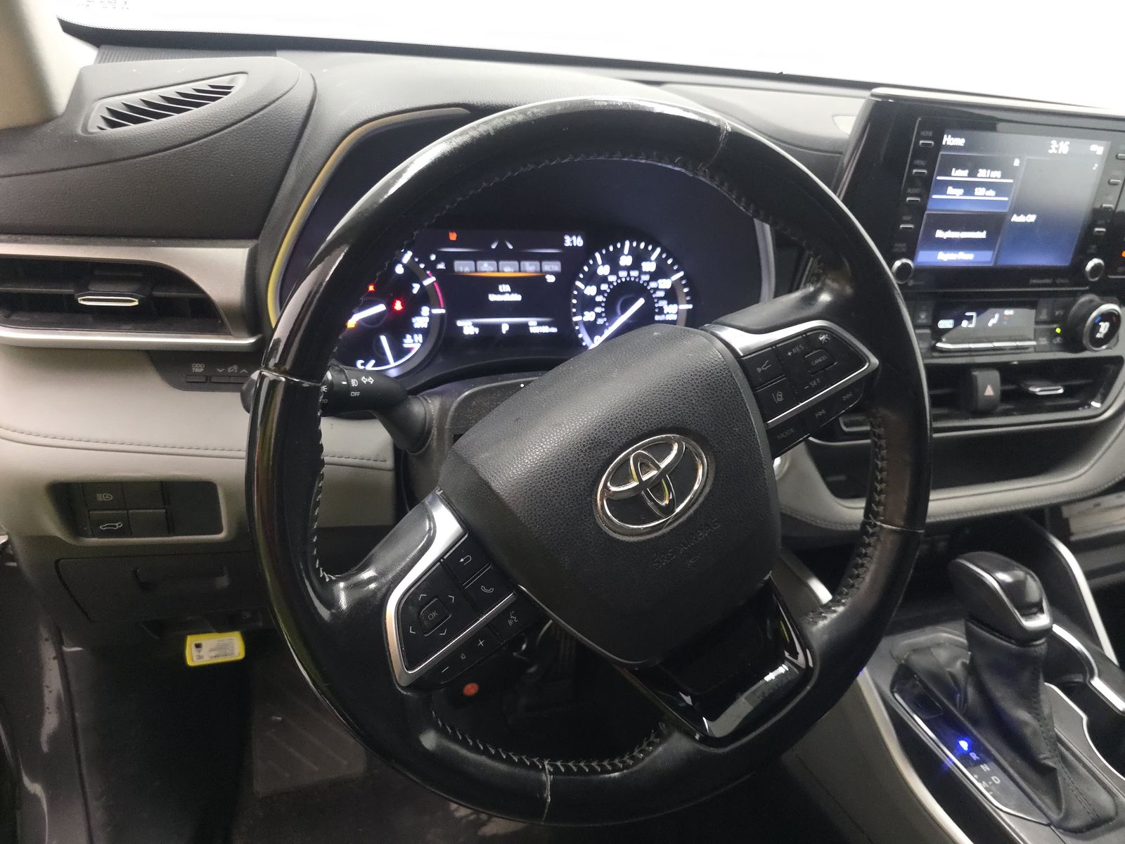 2021 Toyota Highlander XLE AWD