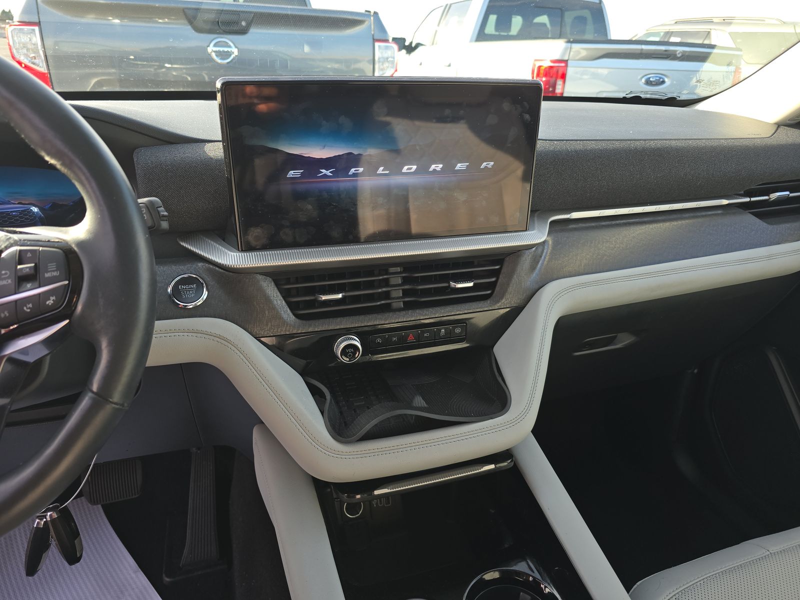 2025 Ford Explorer Platinum AWD