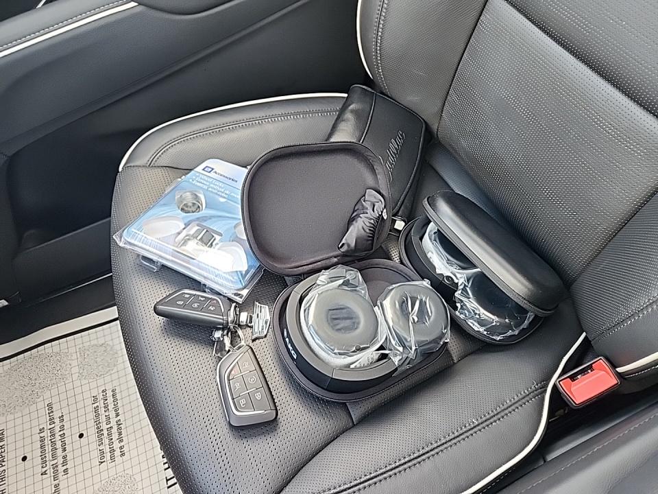 2023 Cadillac Escalade ESV Premium Luxury AWD