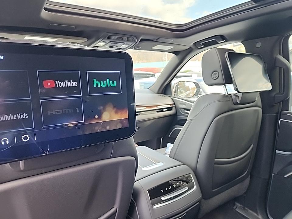 2023 Cadillac Escalade ESV Premium Luxury AWD