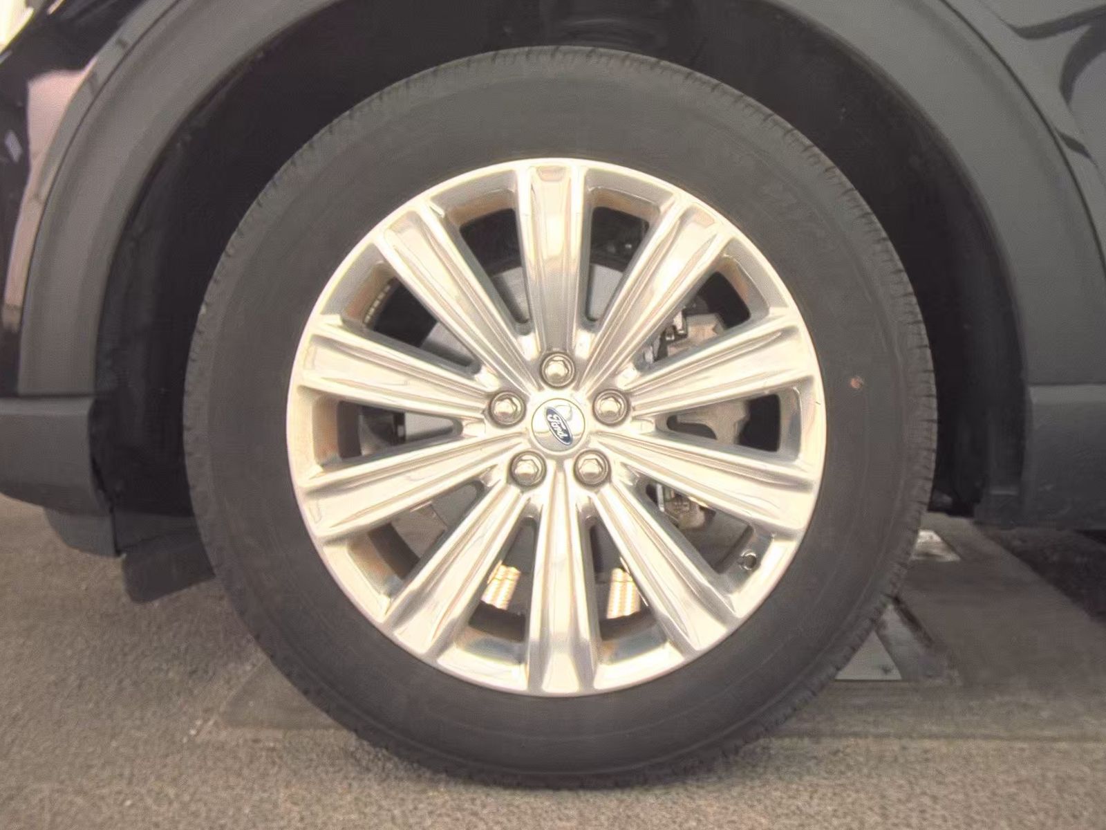 2025 Ford Explorer Platinum AWD