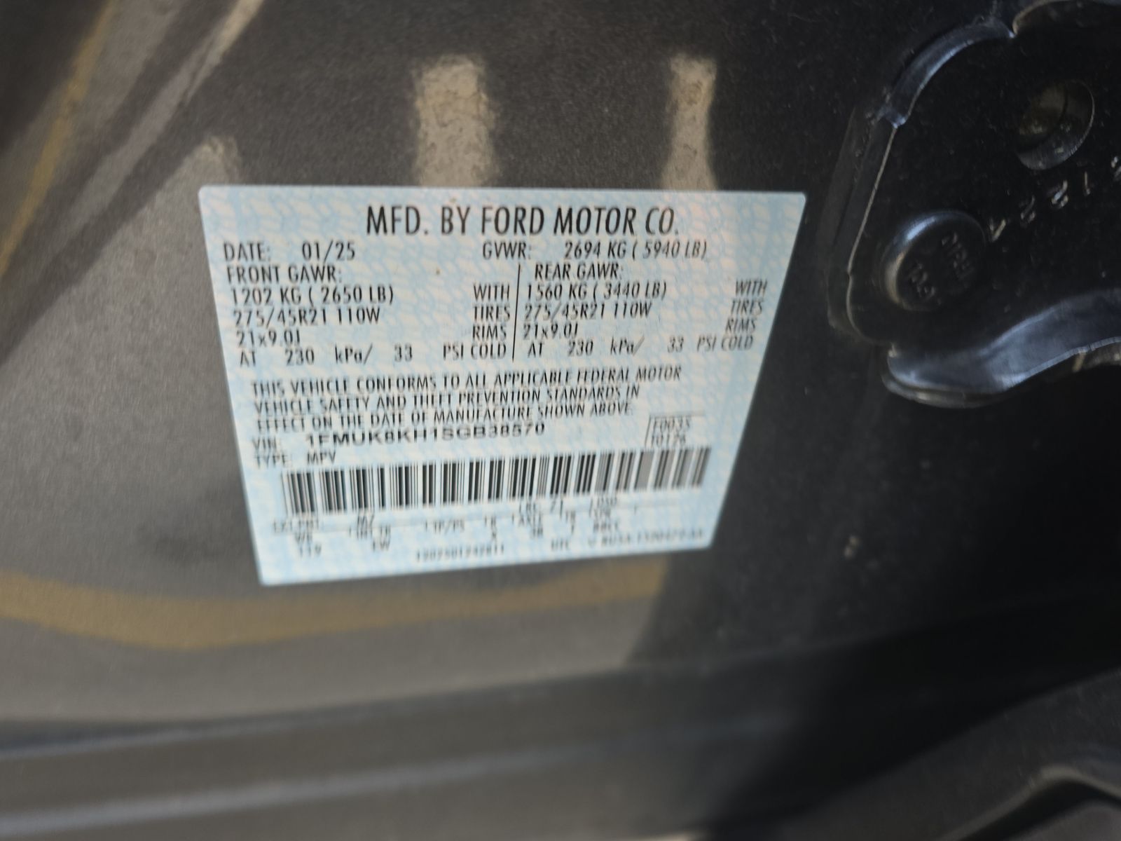 2025 Ford Explorer ST-Line AWD