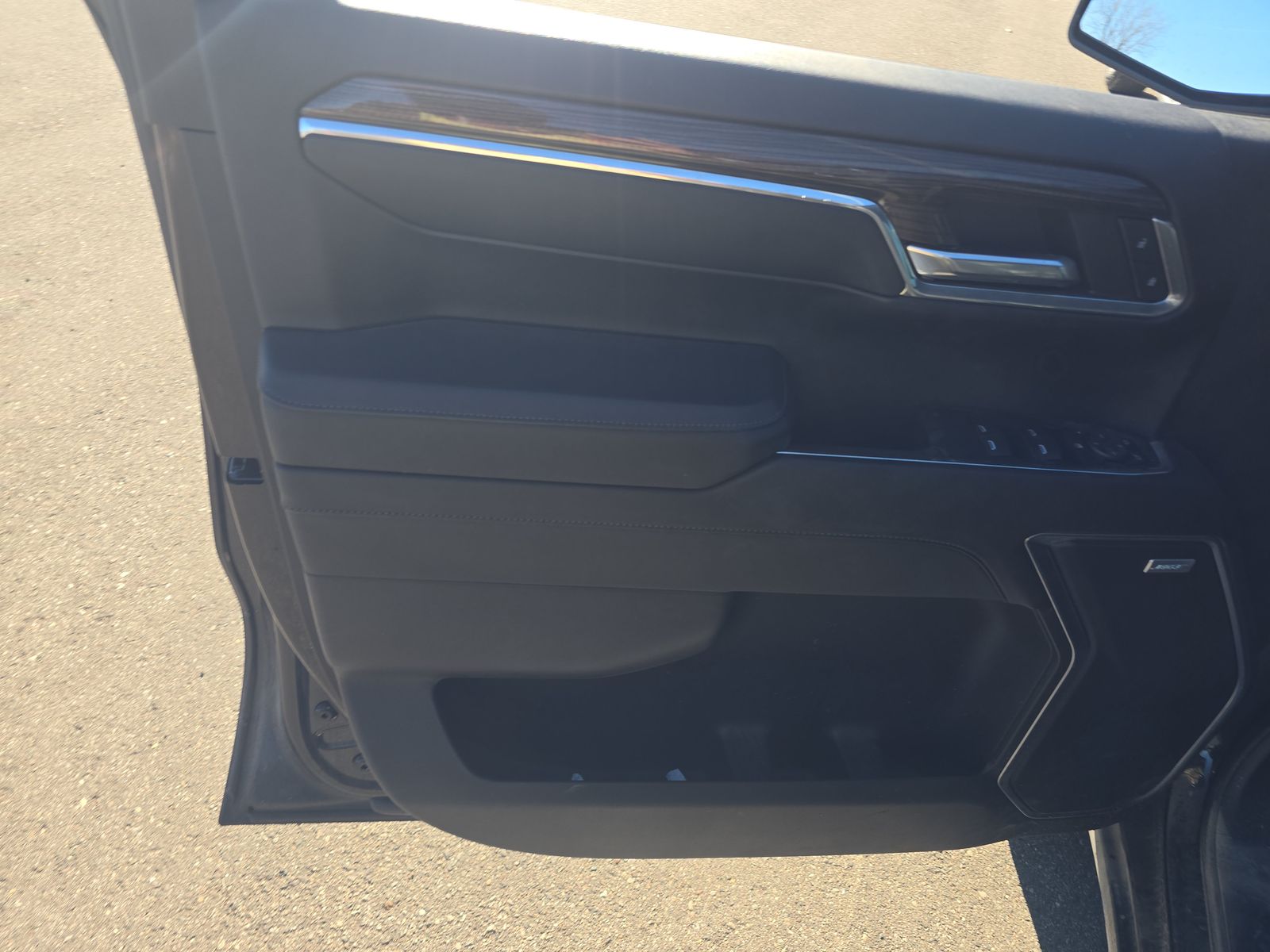 2024 Chevrolet Silverado 1500 RST AWD