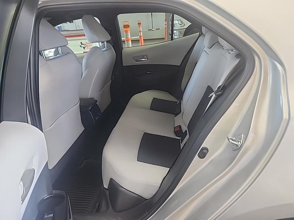 2025 Toyota Corolla SE FWD