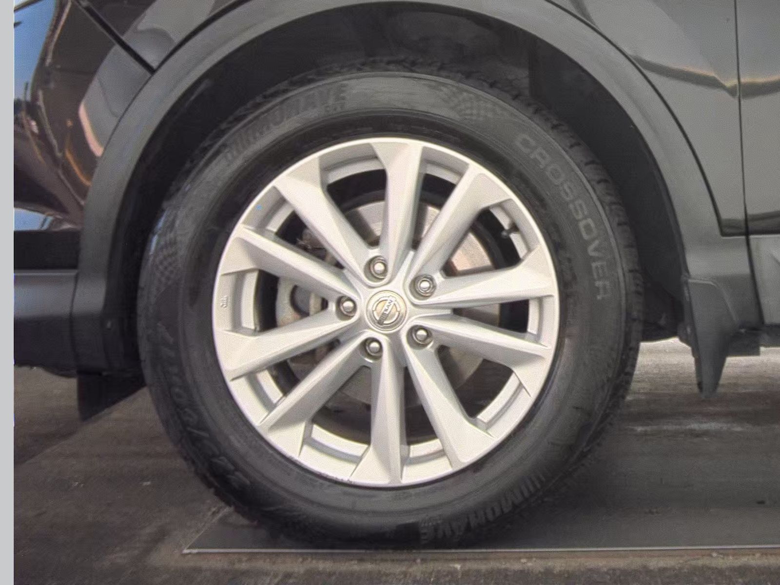 2017 Nissan Rogue Sport SV FWD