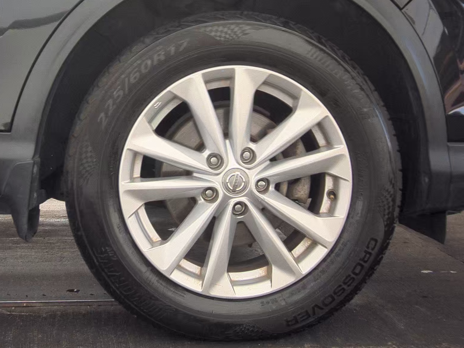 2017 Nissan Rogue Sport SV FWD