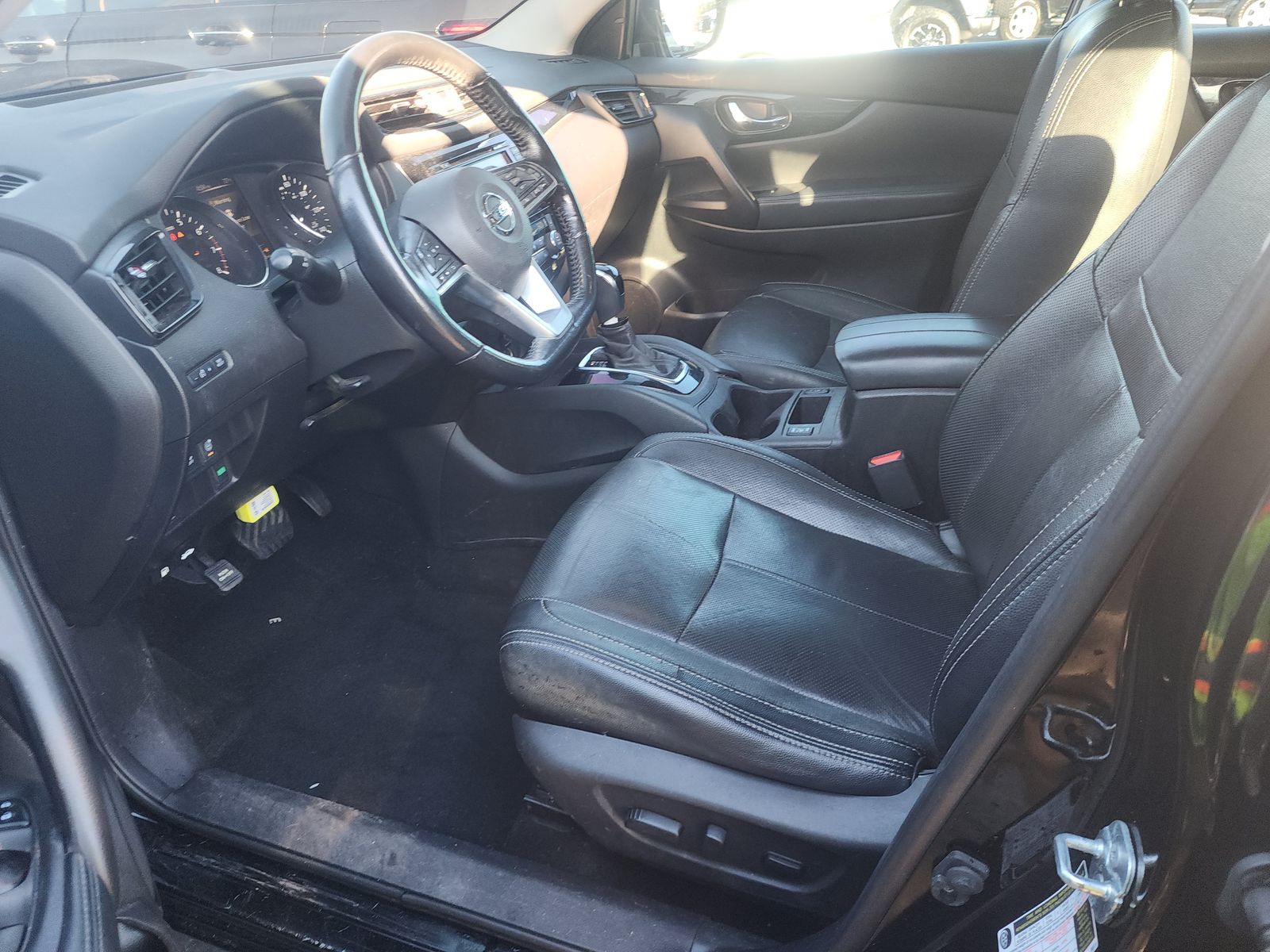 2017 Nissan Rogue Sport SV FWD