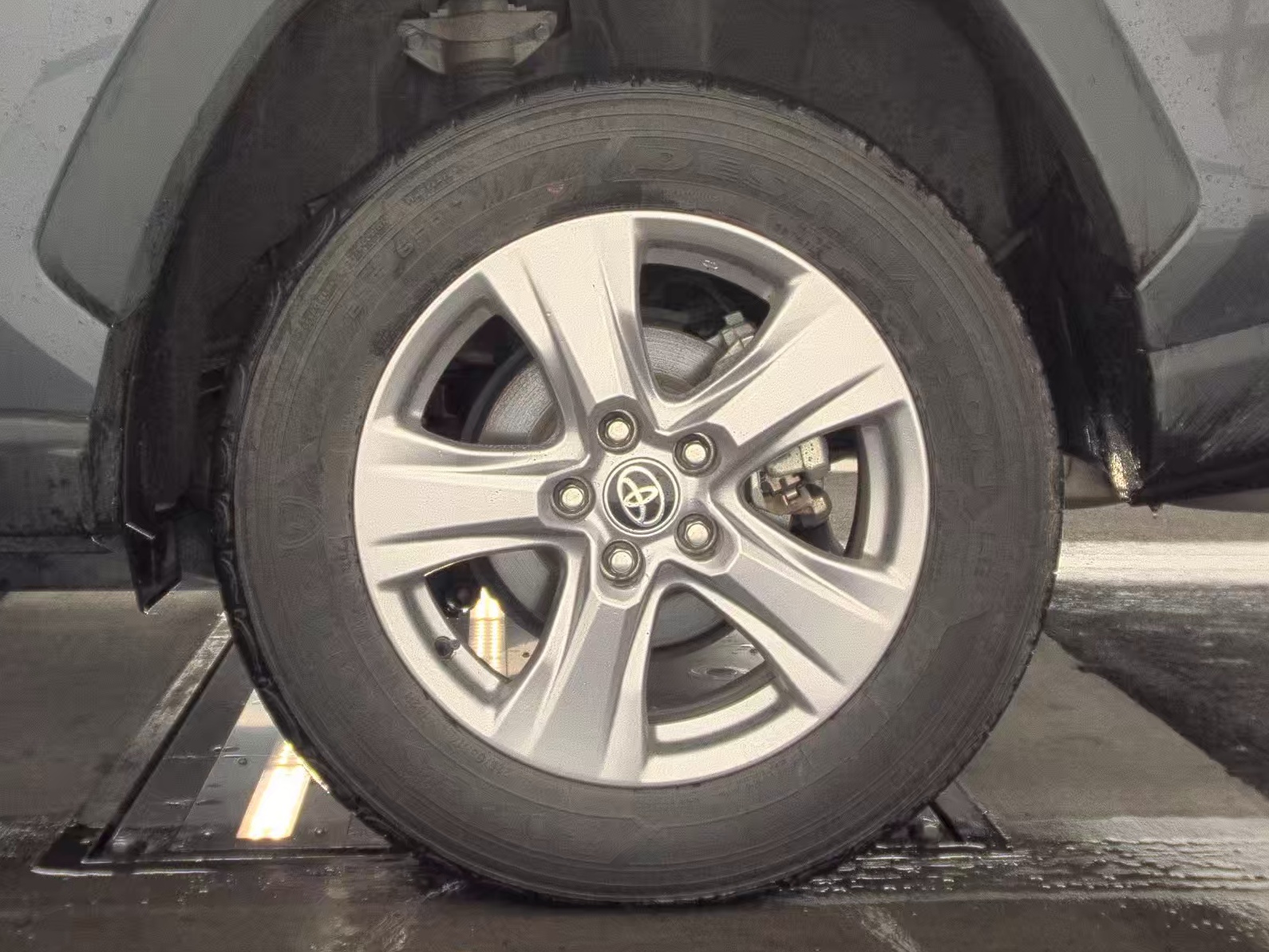 2023 Toyota RAV4 XLE AWD