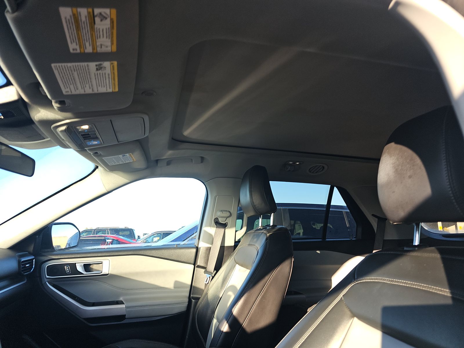 2022 Ford Explorer XLT RWD