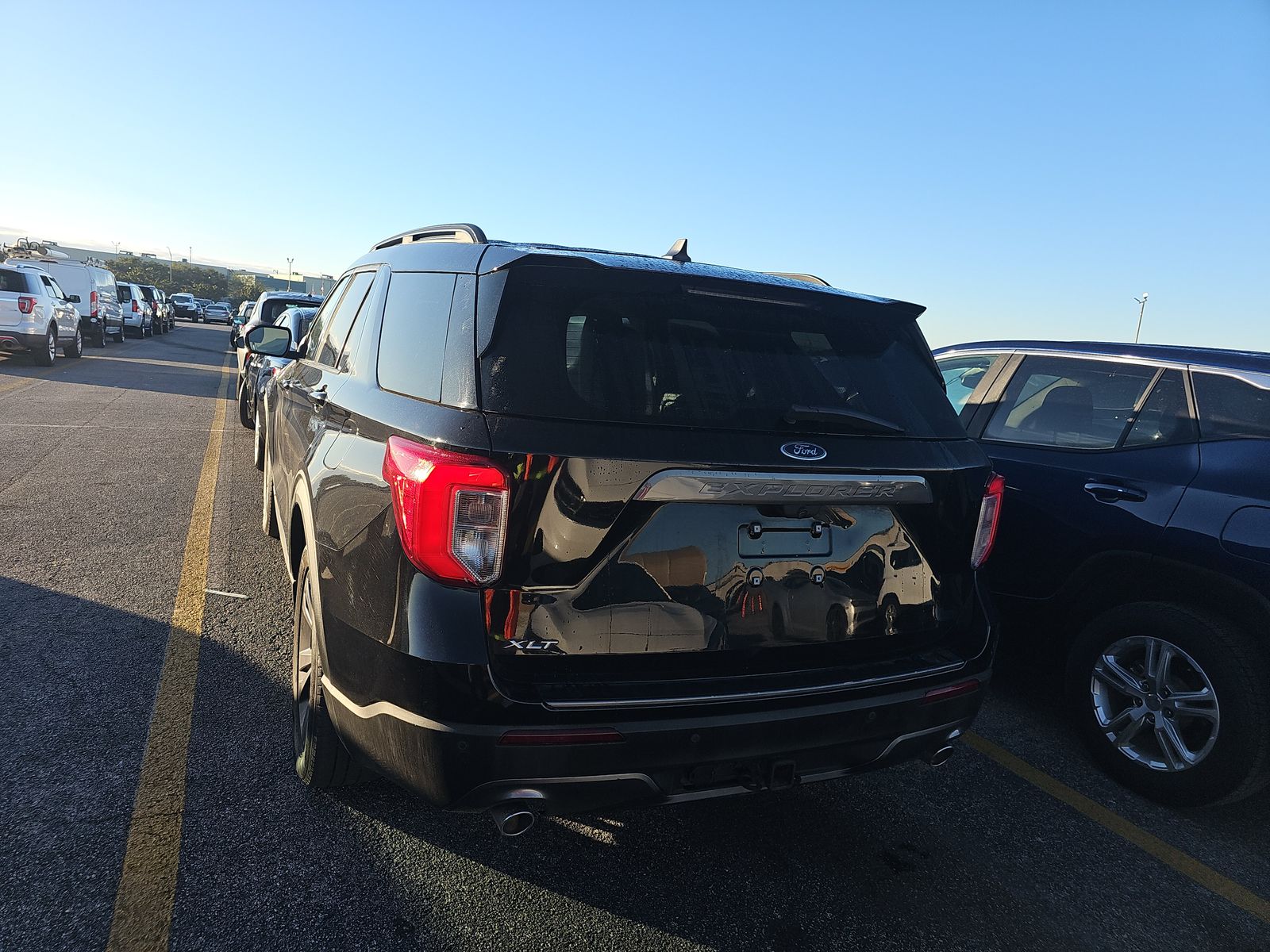 2022 Ford Explorer XLT RWD