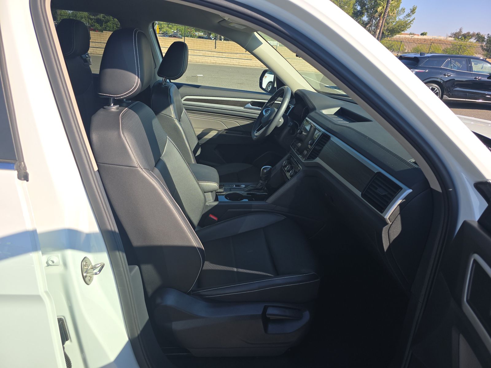 2022 Volkswagen Atlas 2.0T SE FWD