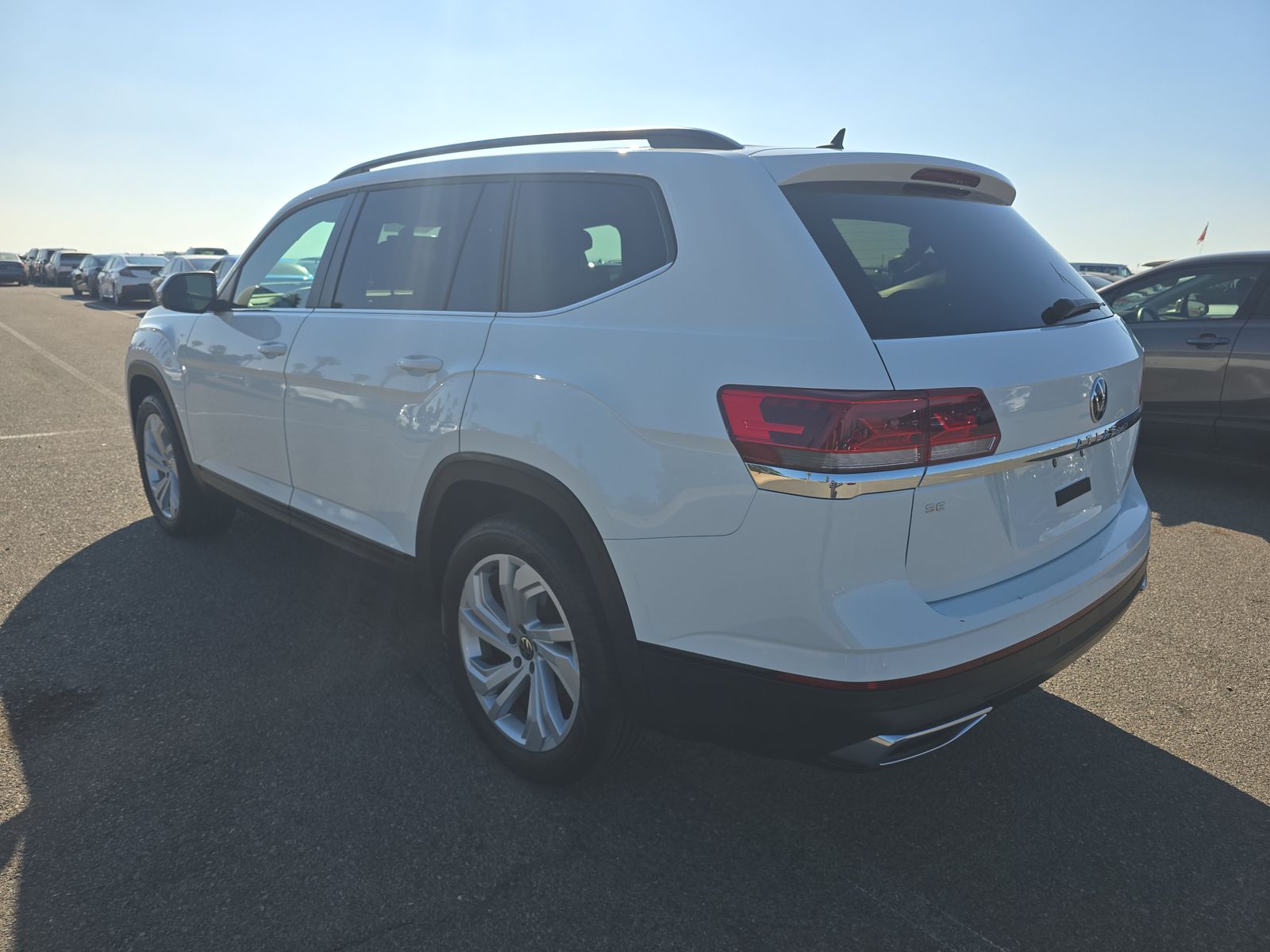 2022 Volkswagen Atlas 2.0T SE FWD