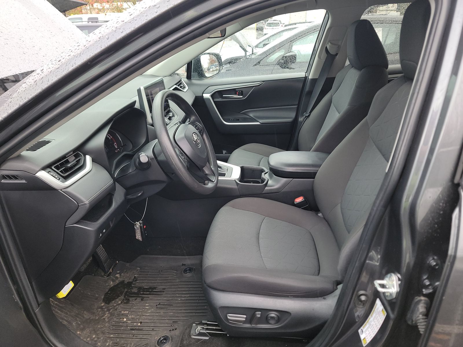 2023 Toyota RAV4 XLE AWD