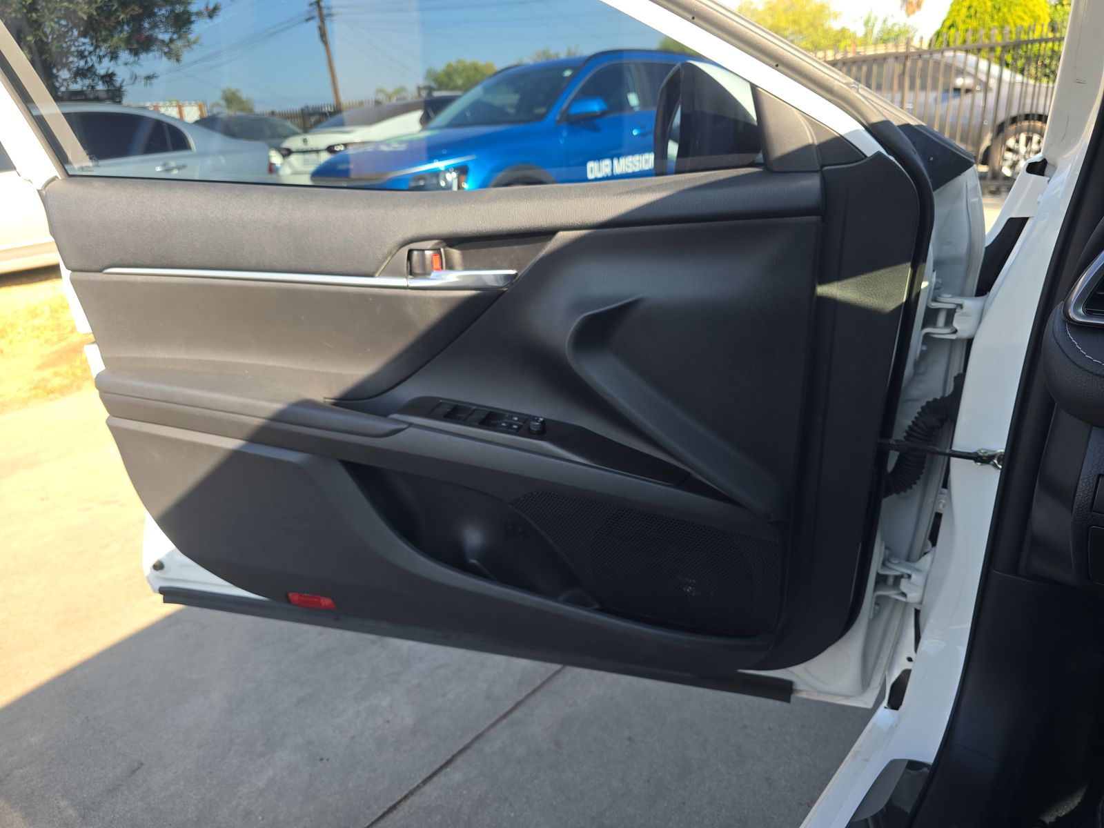 2023 Toyota Camry SE FWD