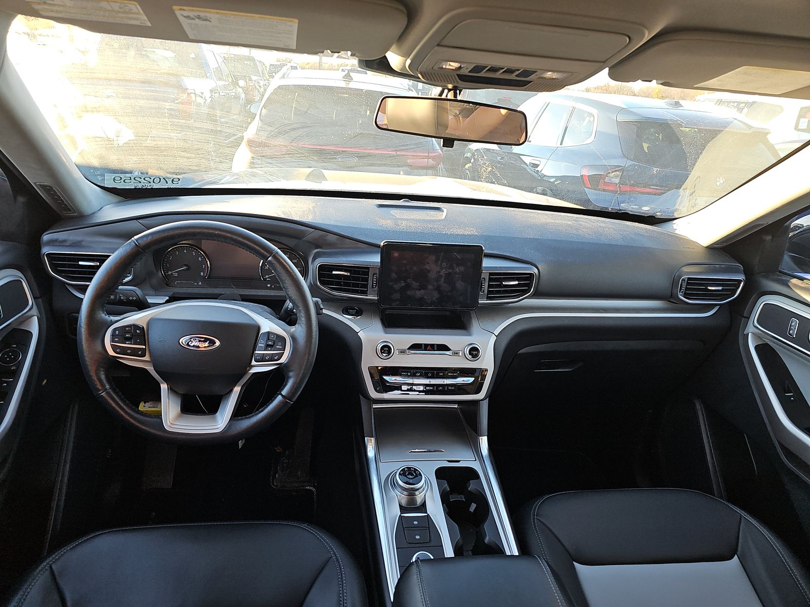 2023 Ford Explorer XLT AWD