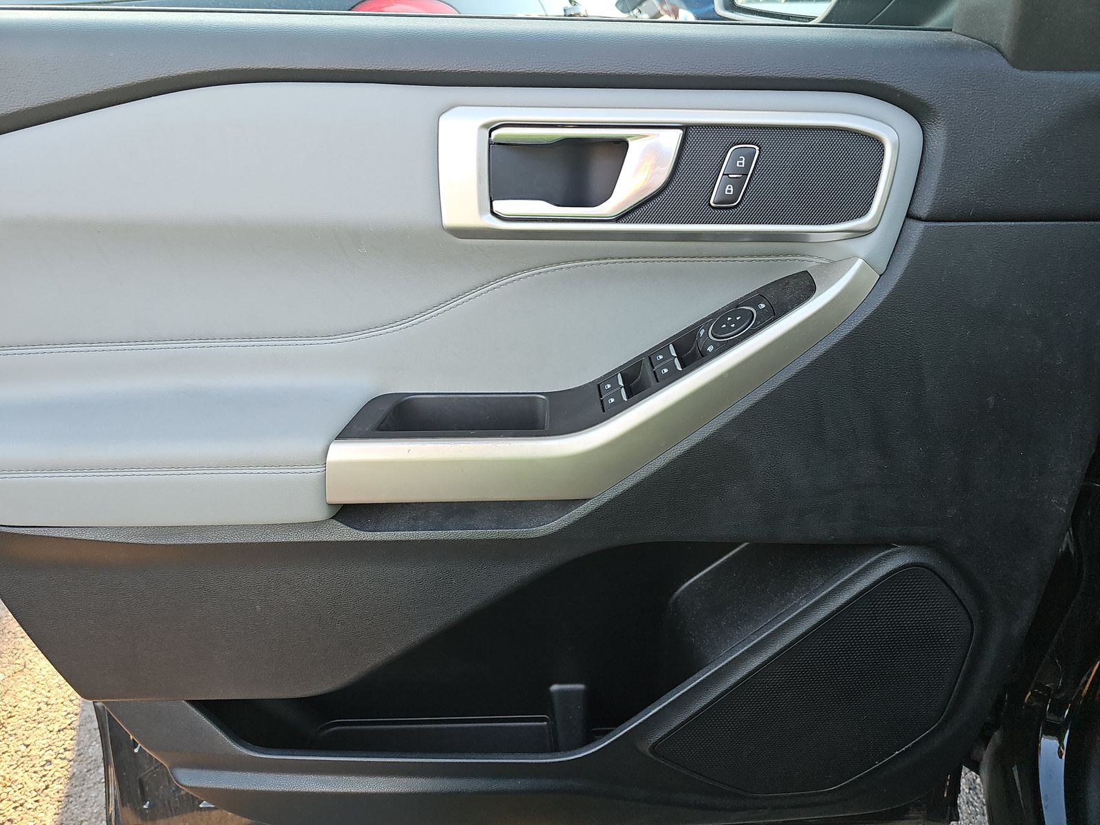 2023 Ford Explorer XLT AWD