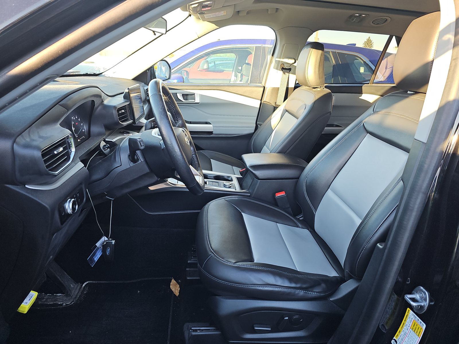 2023 Ford Explorer XLT AWD