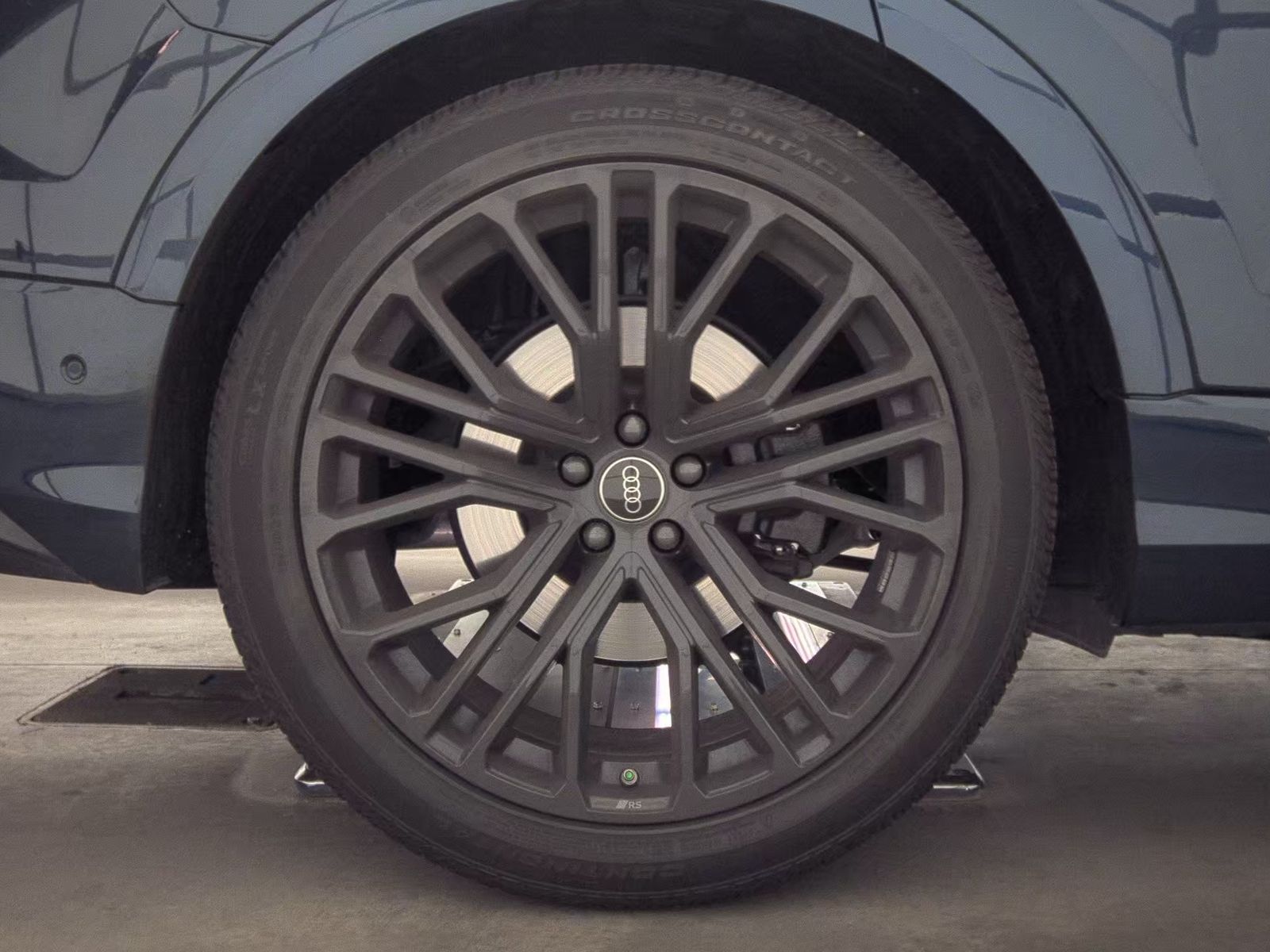 2025 Audi SQ8 Premium Plus AWD