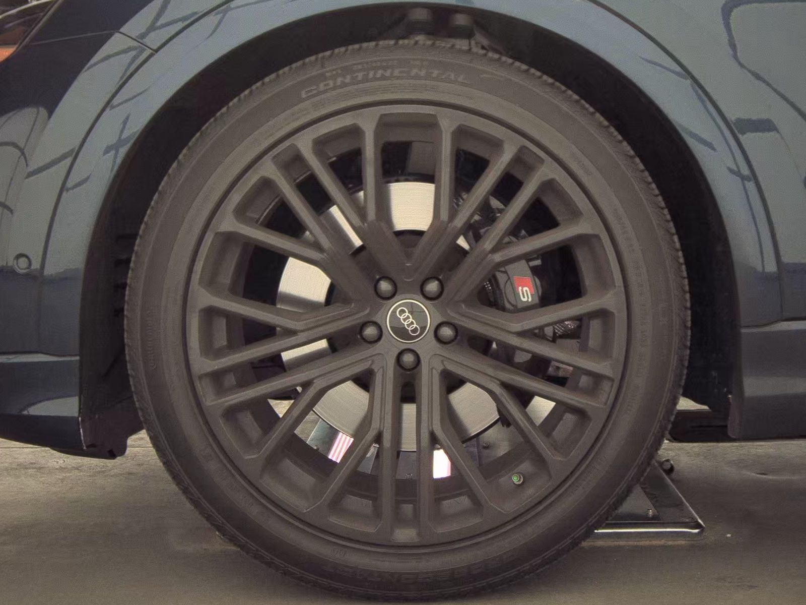 2025 Audi SQ8 Premium Plus AWD