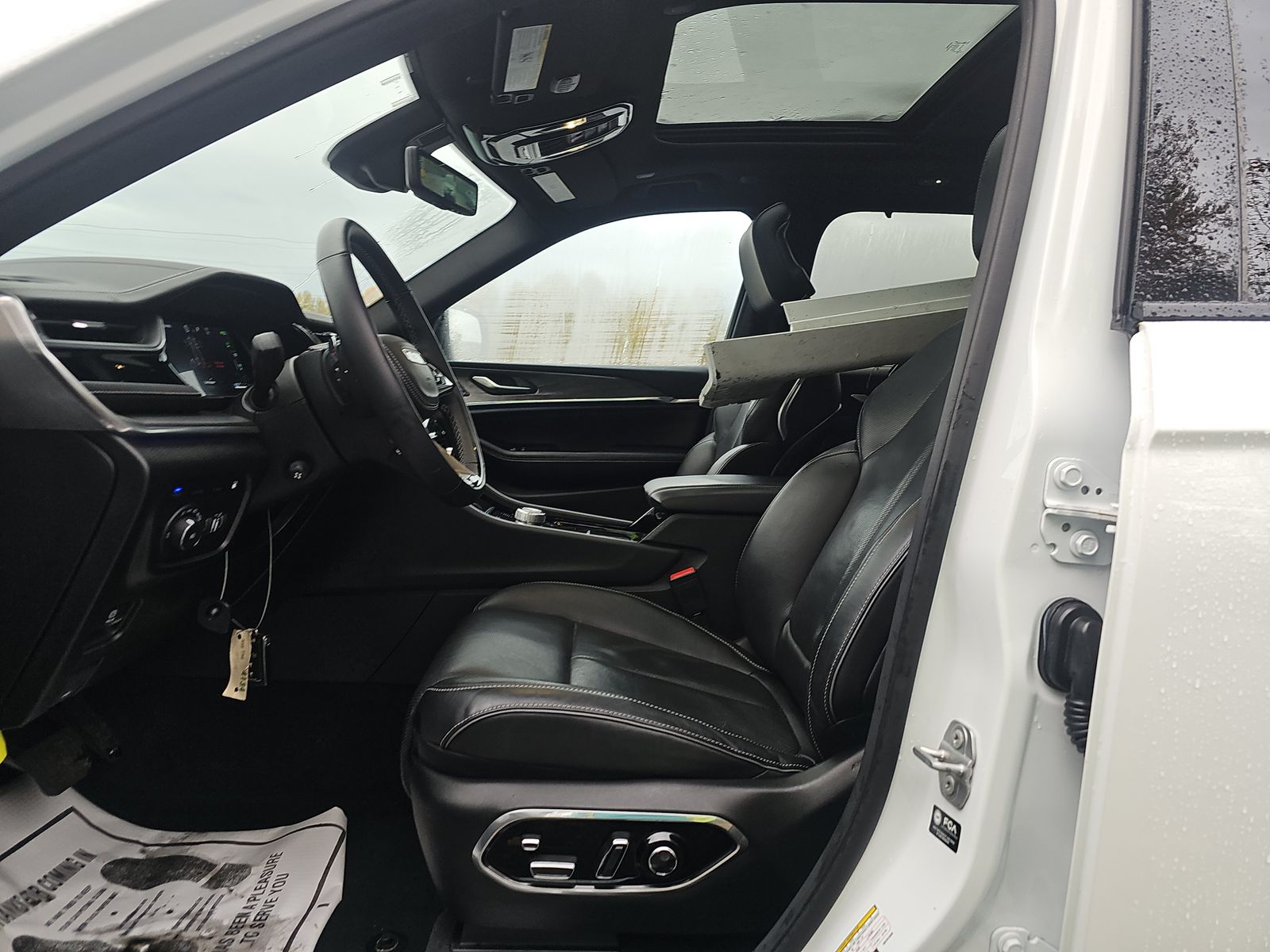 2022 Jeep Grand Cherokee 4xe Overland AWD