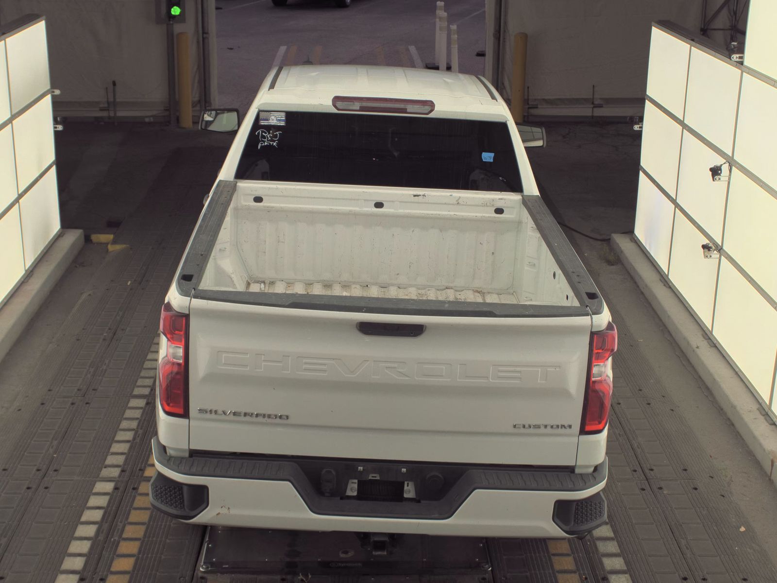 2022 Chevrolet Silverado 1500 Custom RWD