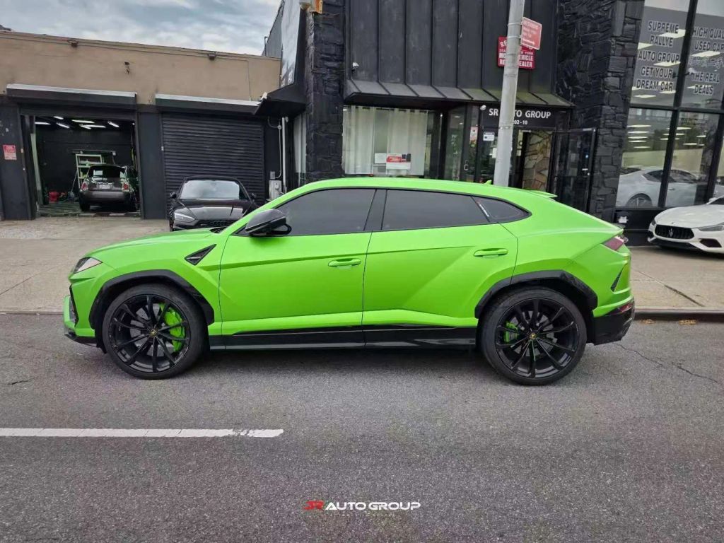 2022 Lamborghini Urus Base AWD
