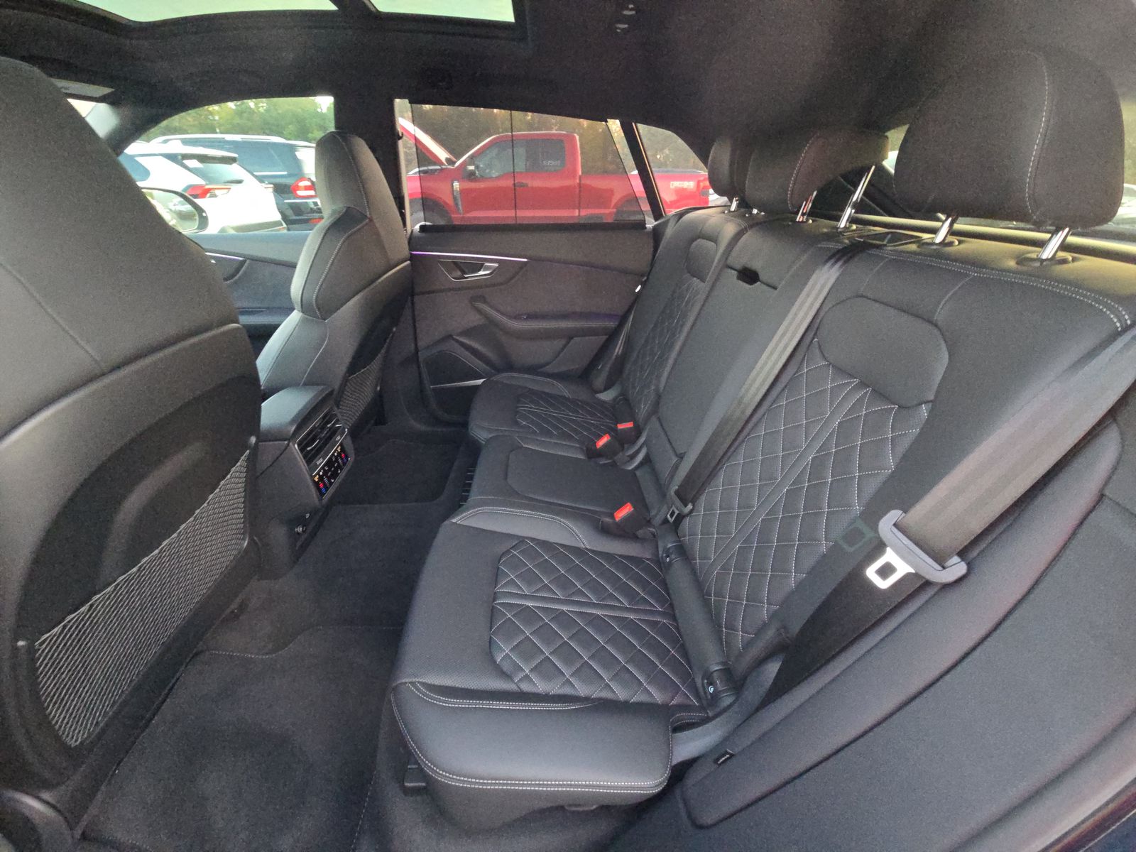 2025 Audi SQ8 Premium Plus AWD