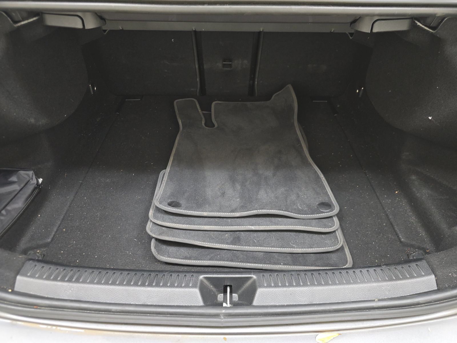 2022 Mercedes-Benz A-Class A 220 FWD