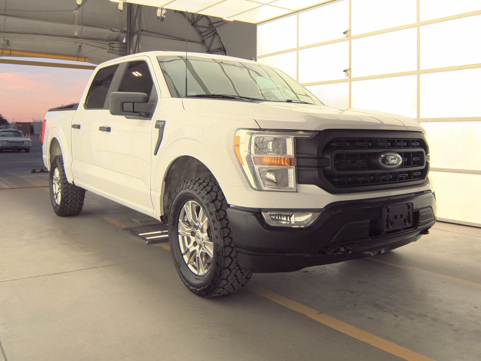 2022 Ford F-150 XL AWD