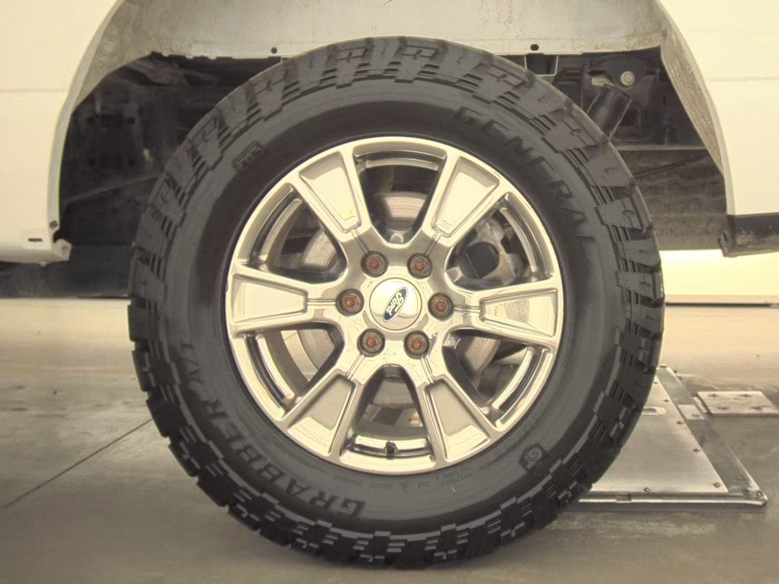 2022 Ford F-150 XL AWD