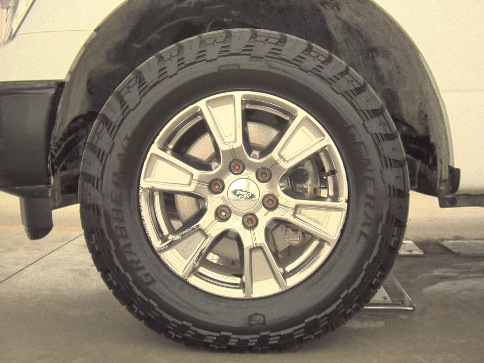 2022 Ford F-150 XL AWD