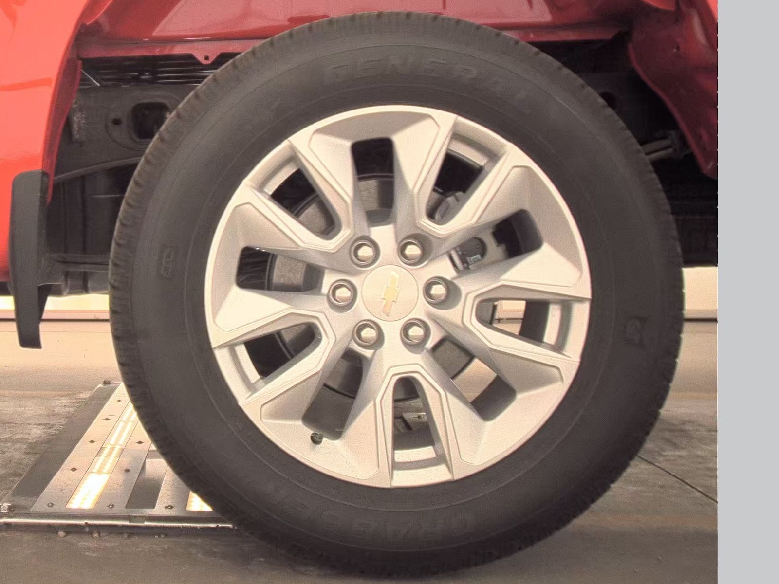 2025 Chevrolet Silverado 1500 Custom RWD