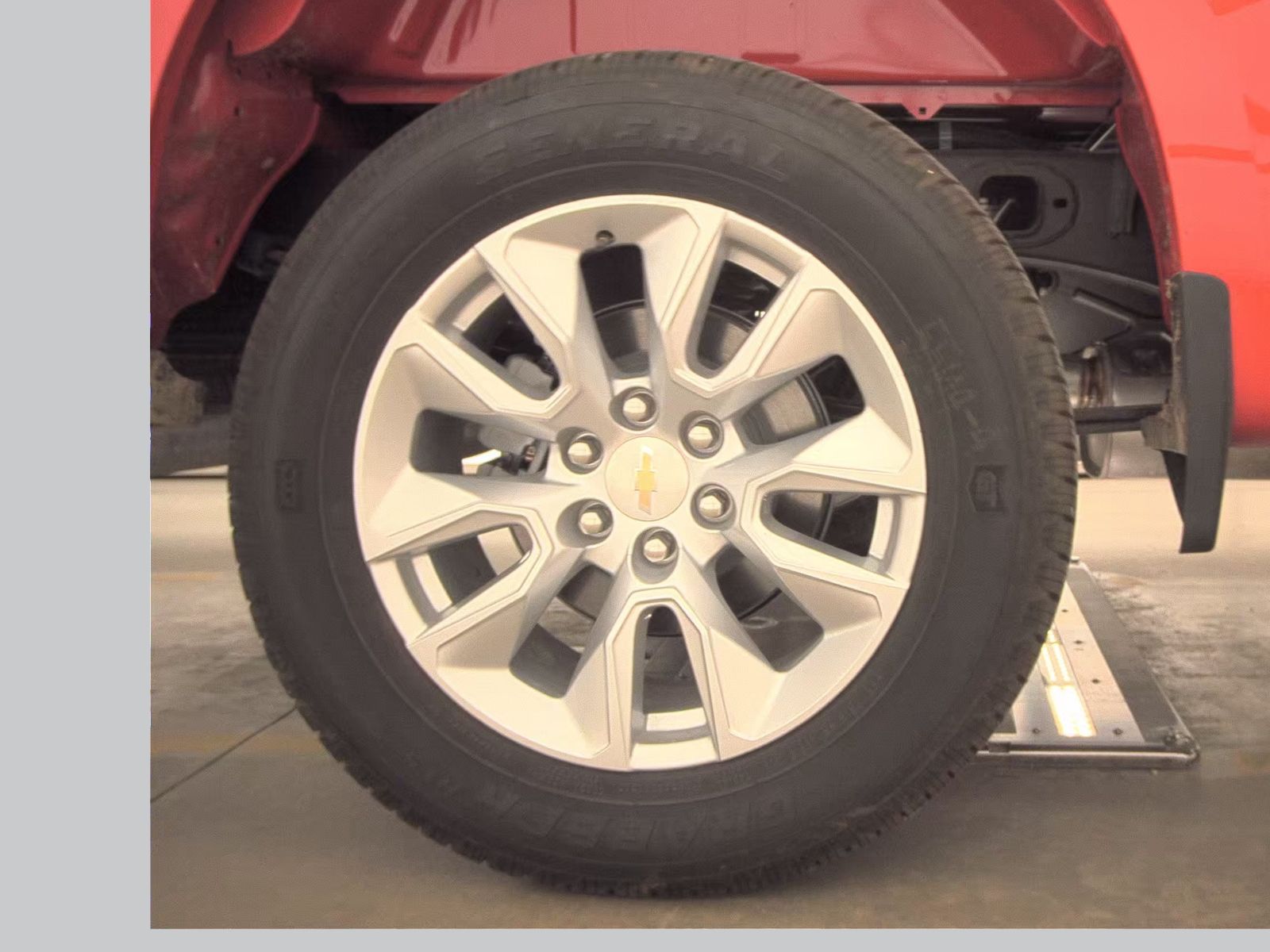 2025 Chevrolet Silverado 1500 Custom RWD