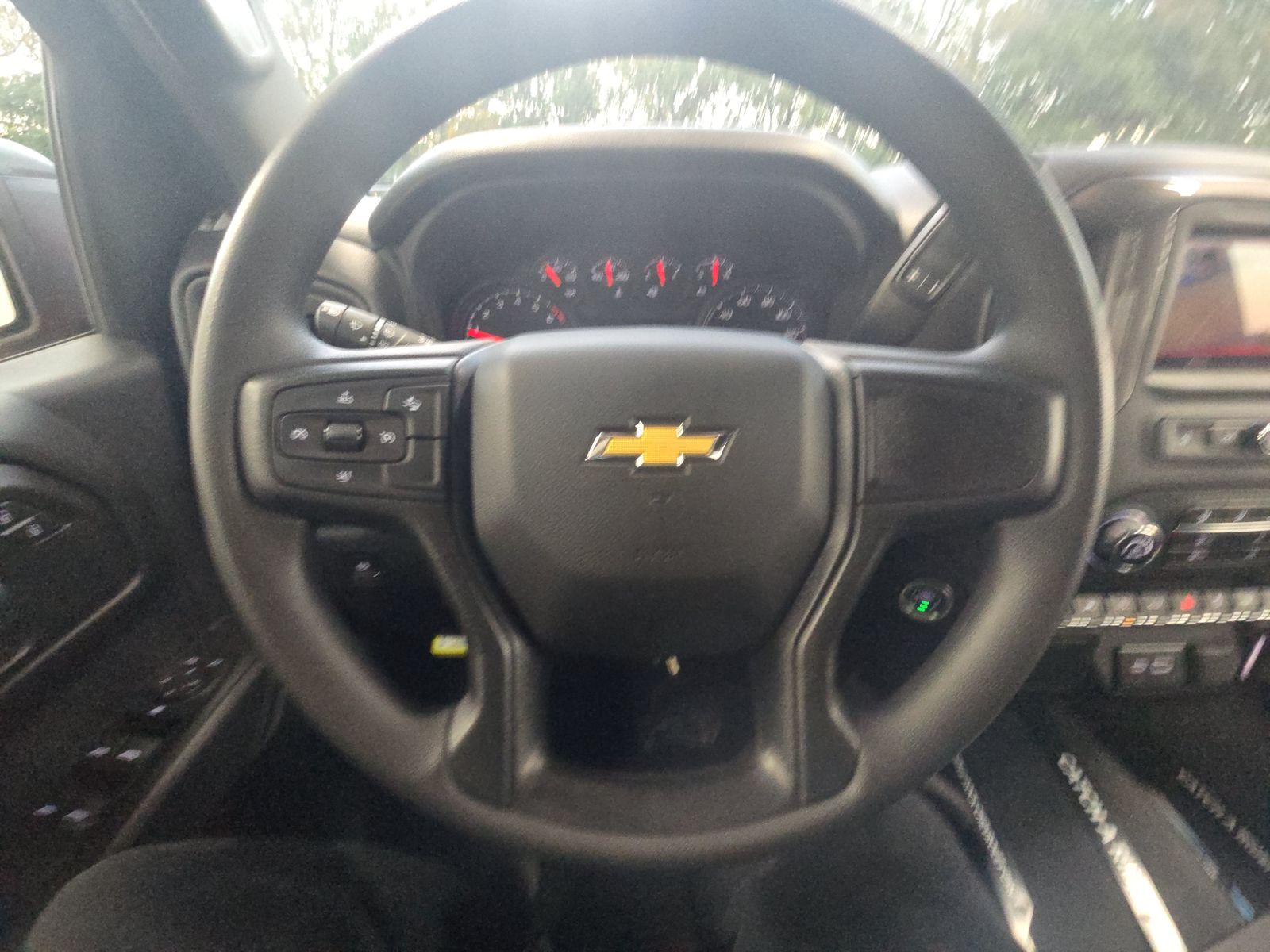 2025 Chevrolet Silverado 1500 Custom RWD